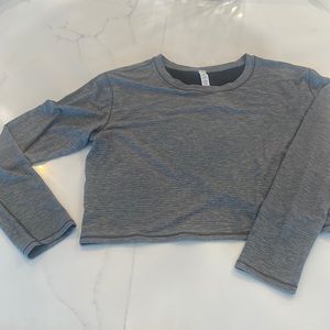 Lululemon crop top